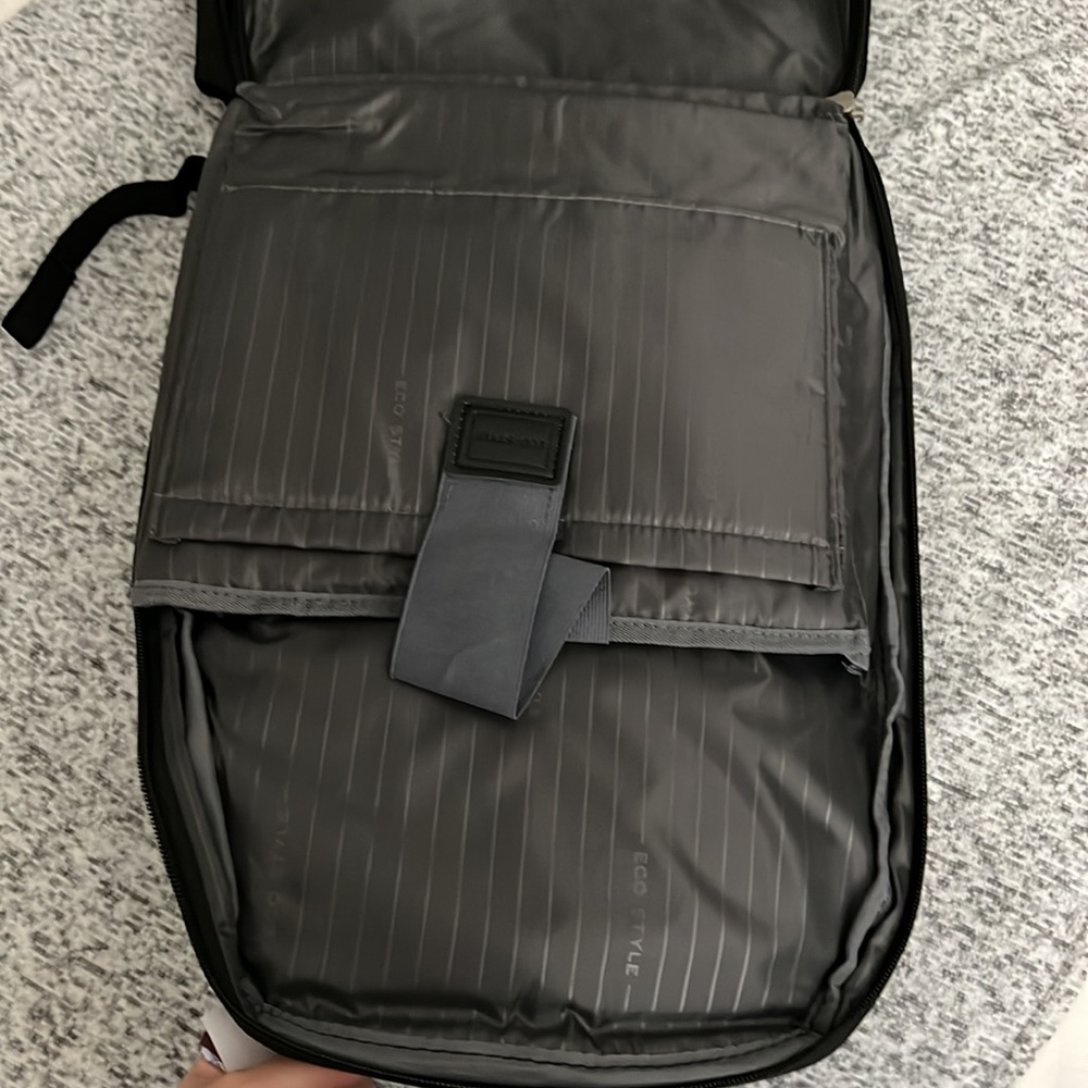 Laptop Backpack - Picture 4 of 7
